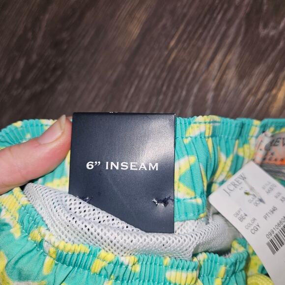 J.Crew Flex Swimwear Starfish Print Blue Trunks 6" Inseam Size XS - Picture 5 of 6